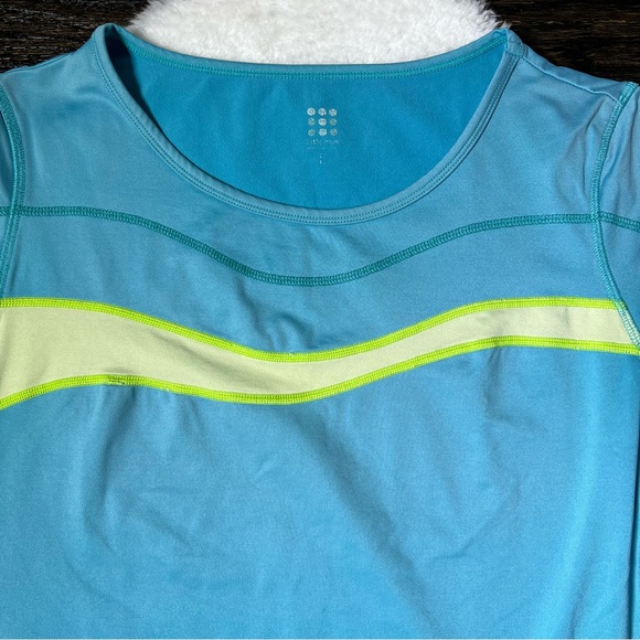 Title 9 Ocean Wave Boardwalk Thermalete Fabric Regulator Dress Large - Picture 2 of 14